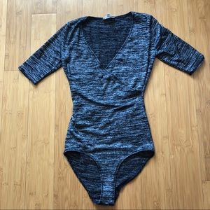 Aritzia Wilfred V-Neck Bodysuit